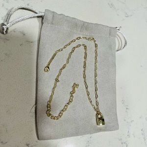 Kendra Scott Fashion Jewelry Piece  “Jess” Small Lock Chain Necklace in Gold
